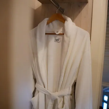 Le Hotel 5*