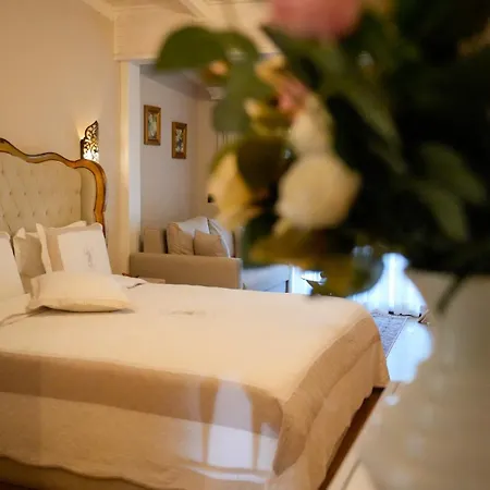 Le Hotell Tirana